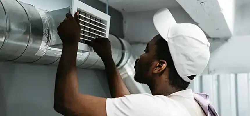 Our Licensed And Insured Cleaners in Lee's Summit, MO